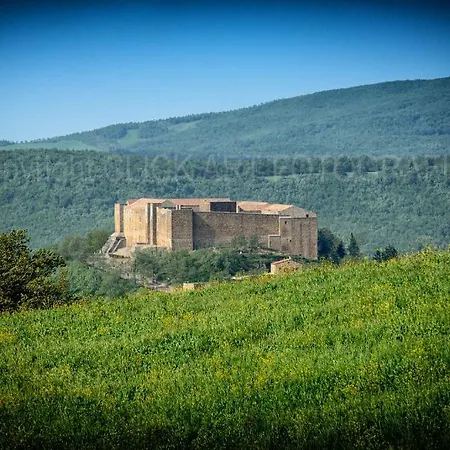 Le Gemme ベッド・アンド・ブレックファスト Castel Lagopesole